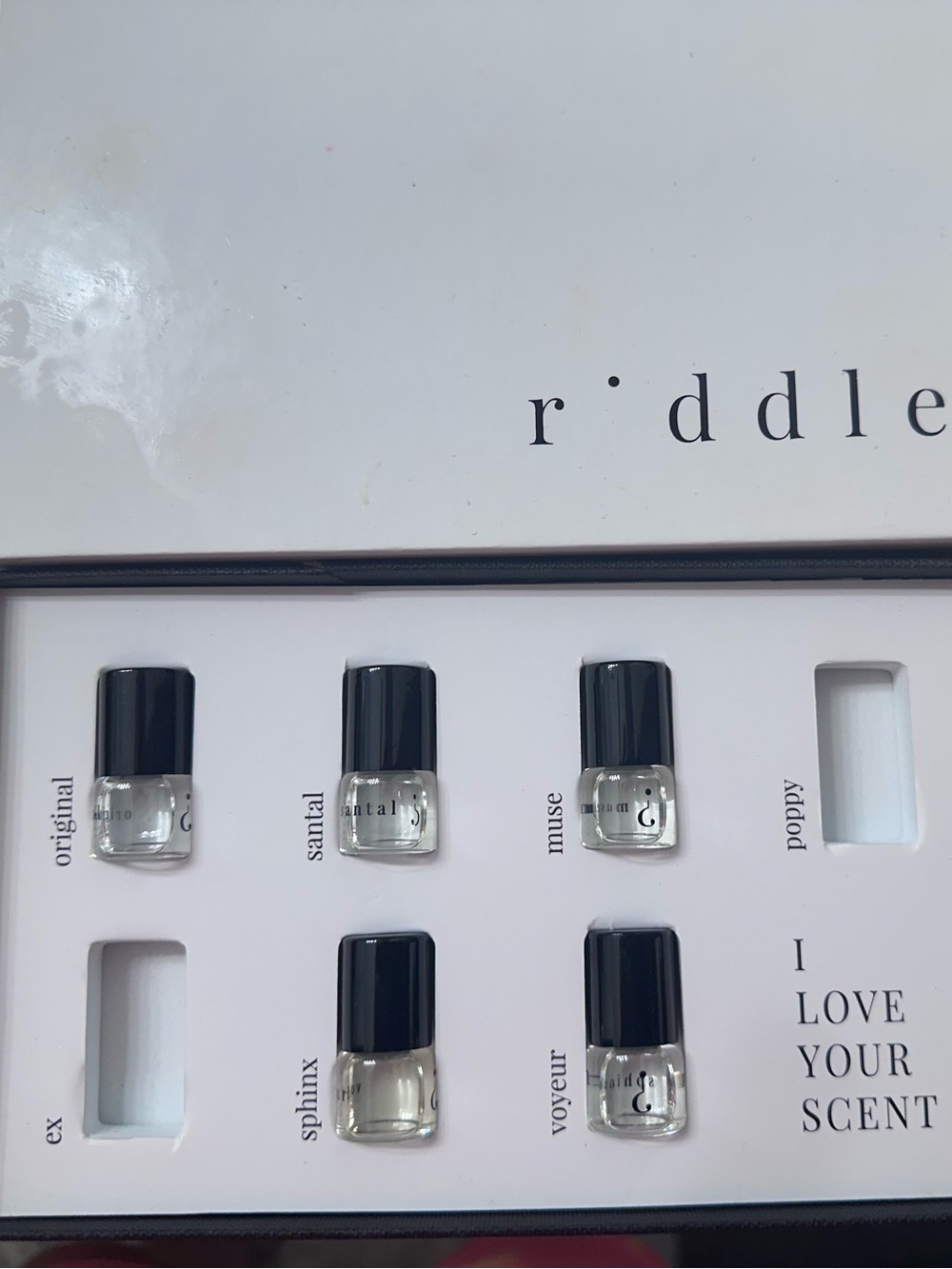 Riddle Sample Set — Women's Bath & Body Fragrance Vials in Black/Clear (6-Pack)